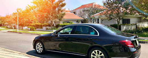 THUÊ XE MERCEDES E200 PHỤC VỤ HỘI NGHỊ ĐÀ NẴNG THUÊ XE MERCEDES E200 PHỤC VỤ HỘI NGHỊ ĐÀ NẴNG
